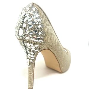 Gold rhinestone high heel dressy shoes new in box size 10